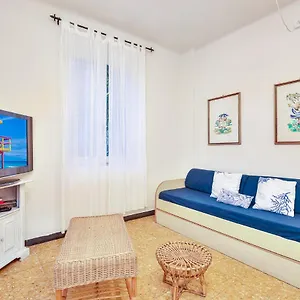  Holiday home Il Verde Nel Blu Italy