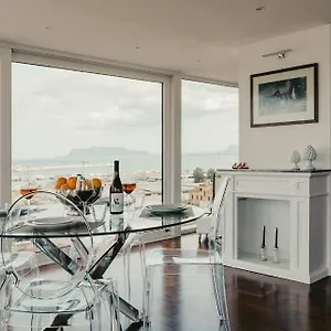  Apartment Of The Port Italy