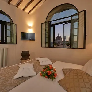 Cavour 34 , Florence Italie