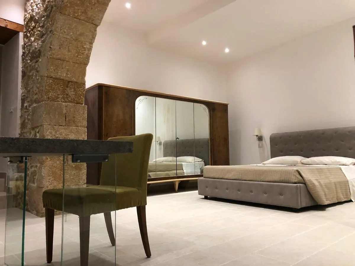 Ortigia Suite Syracuse Apartment